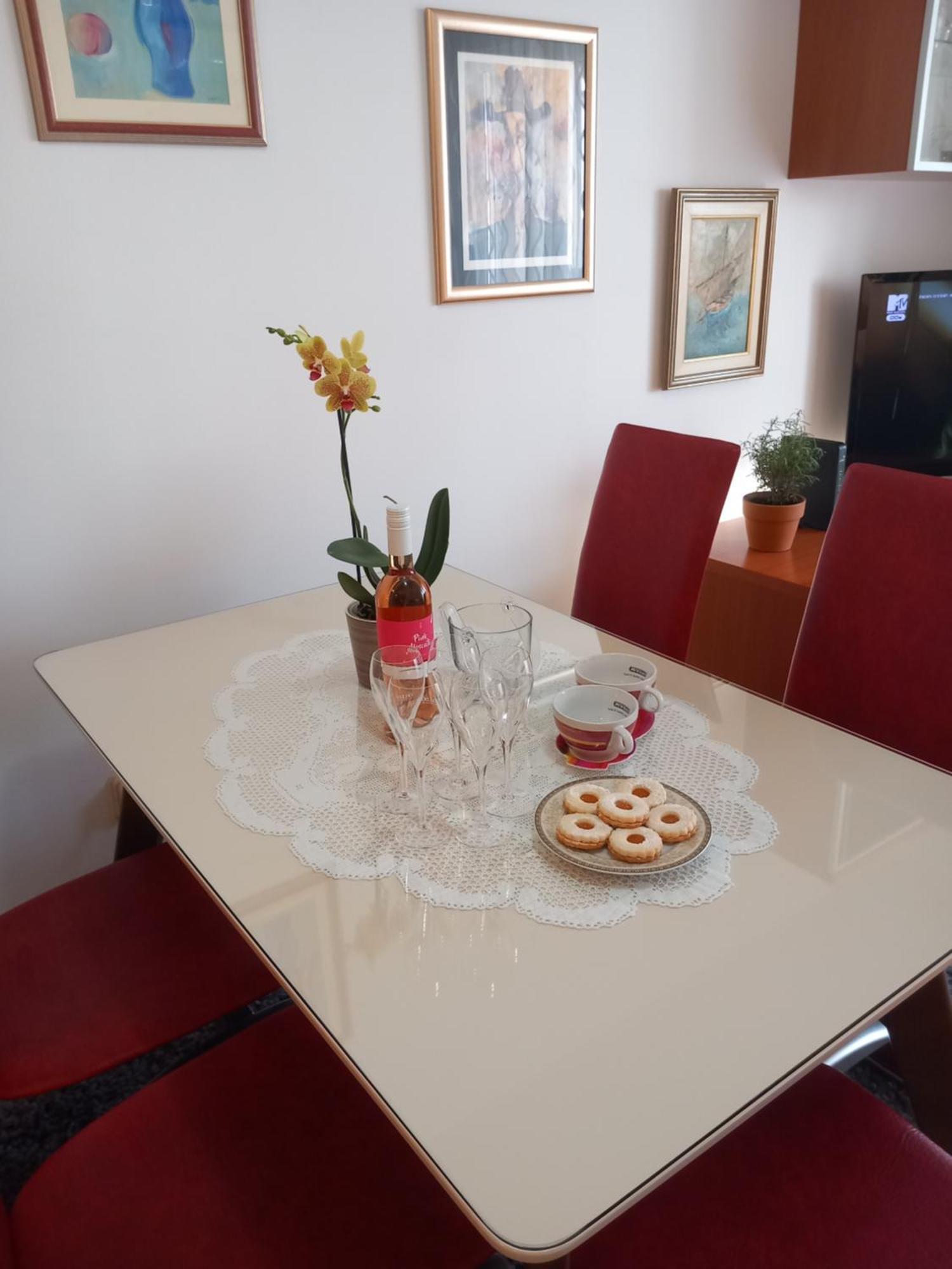 Harmony - Pleasant And Comfortable Place With A Balcony And A Secured Garage Appartement *