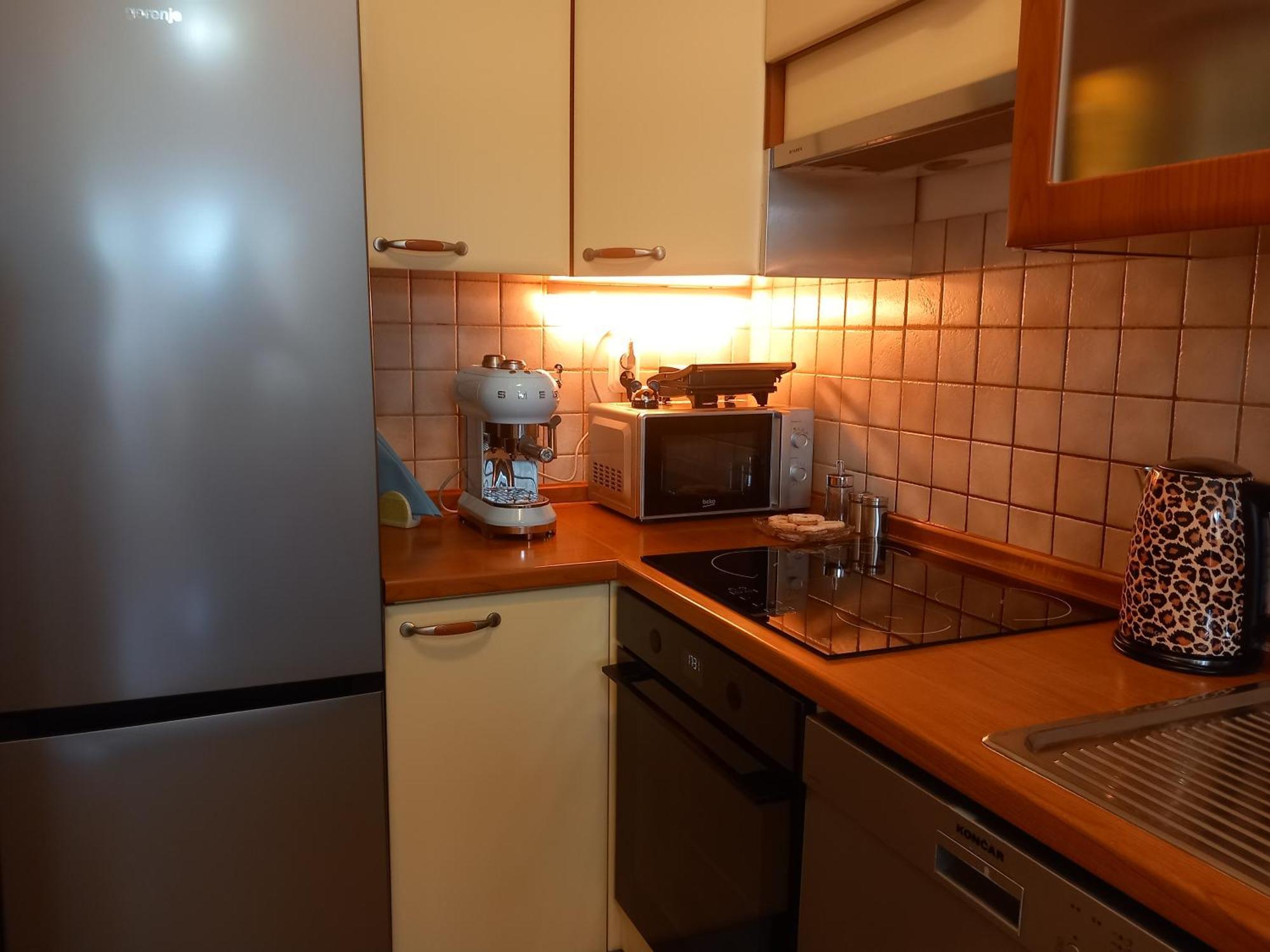 Appartement Harmony - Pleasant And Comfortable Place With A Balcony And A Secured Garage Split