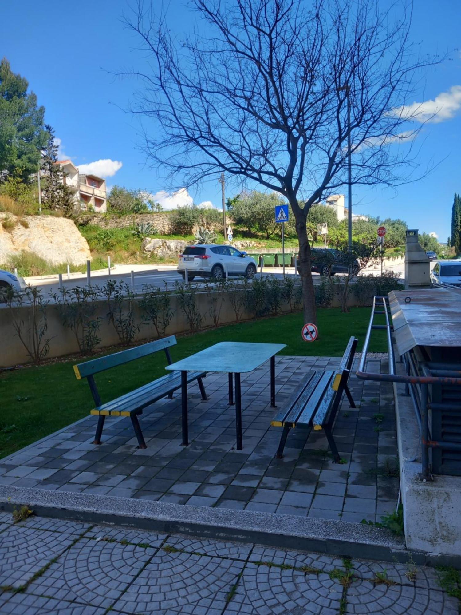 Appartement Harmony - Pleasant And Comfortable Place With A Balcony And A Secured Garage Split