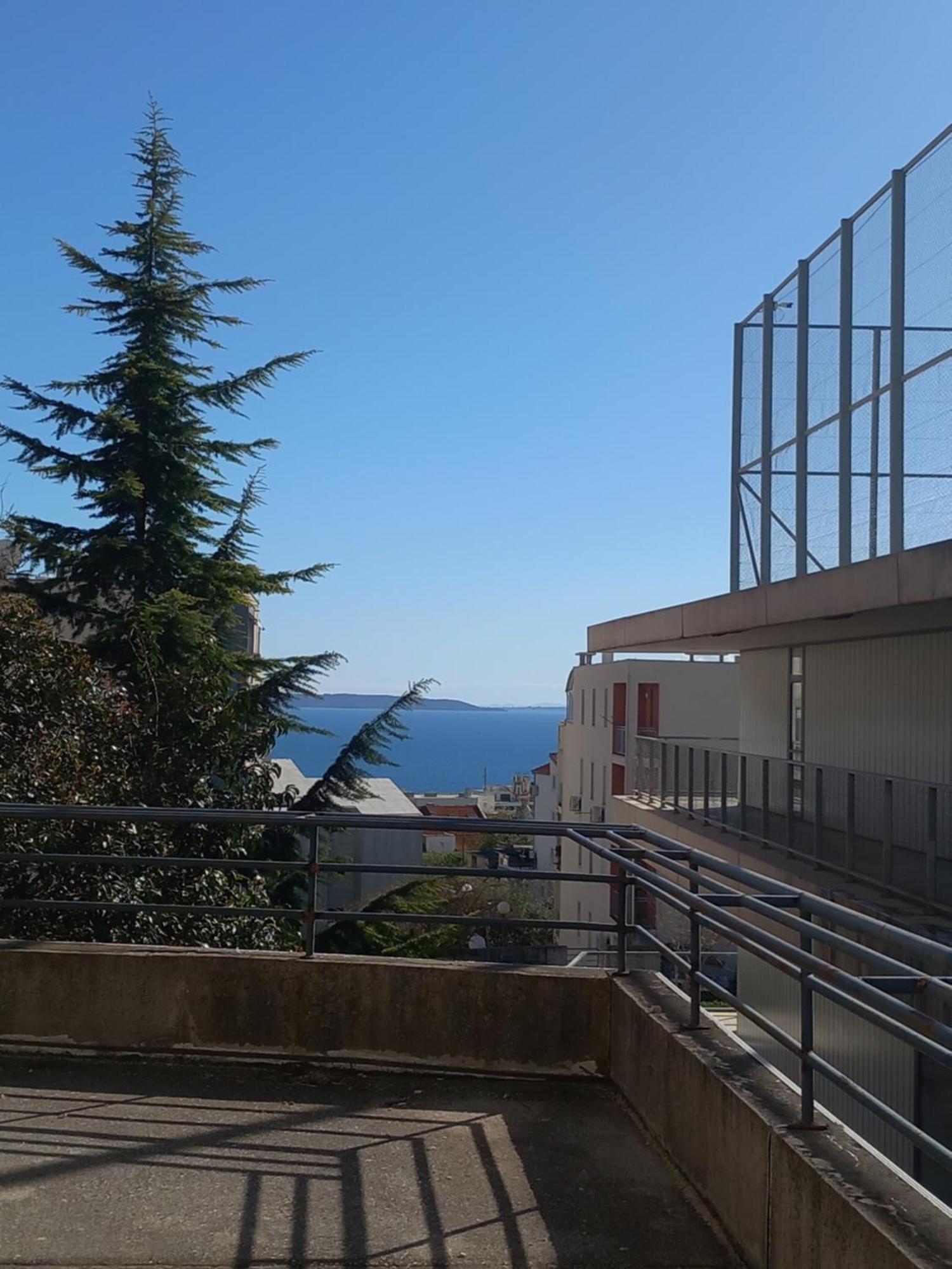 Appartement Harmony - Pleasant And Comfortable Place With A Balcony And A Secured Garage Split