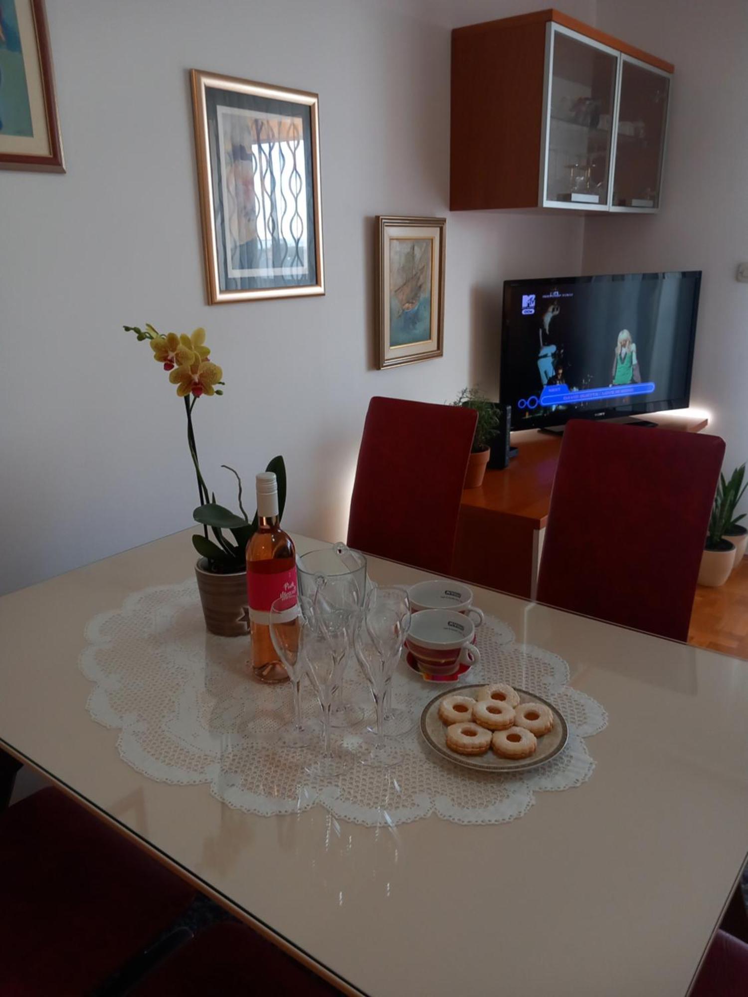 Lägenhet Harmony - Pleasant And Comfortable Place With A Balcony And A Secured Garage