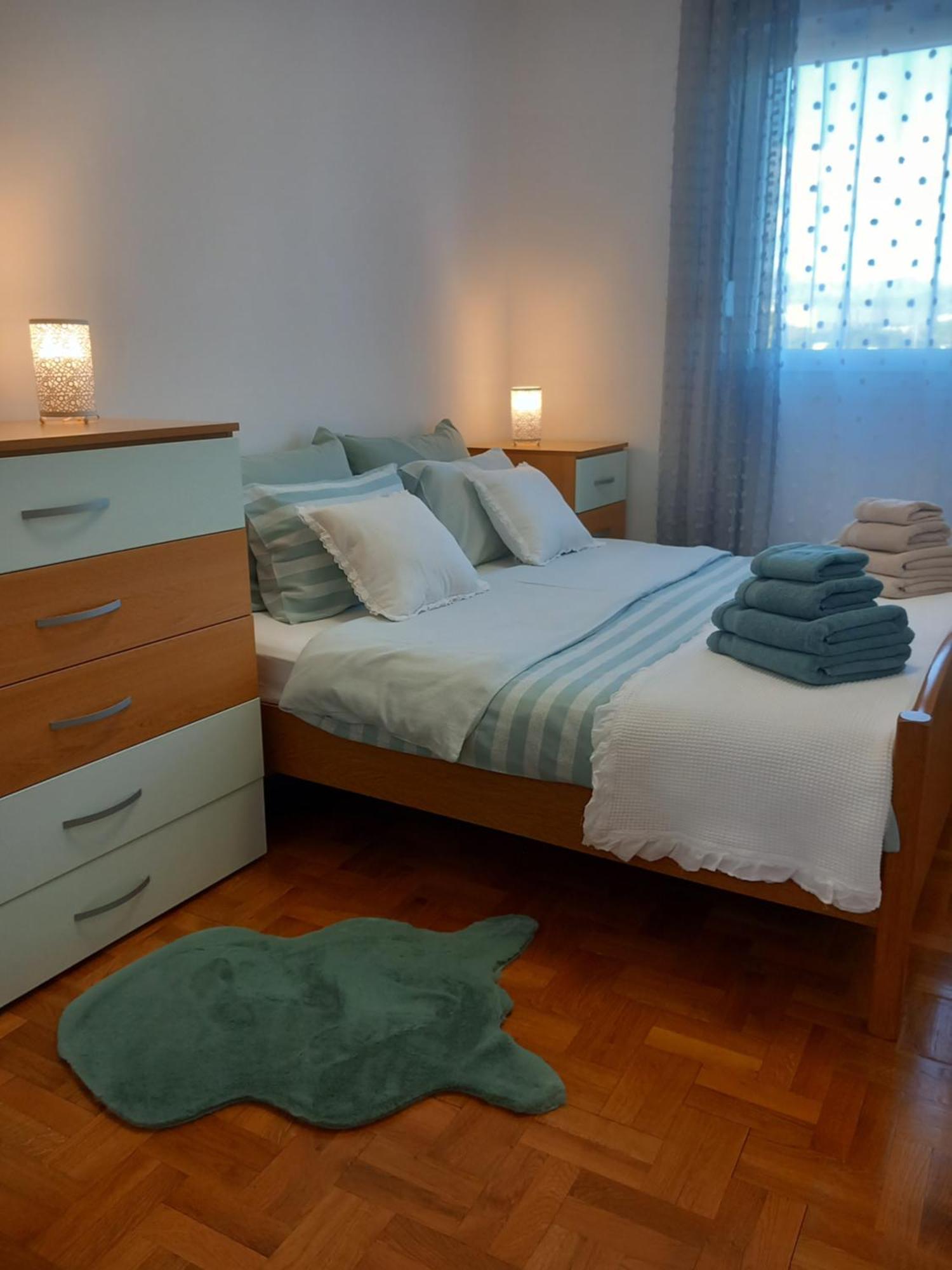 Harmony - Pleasant And Comfortable Place With A Balcony And A Secured Garage Leilighet Split